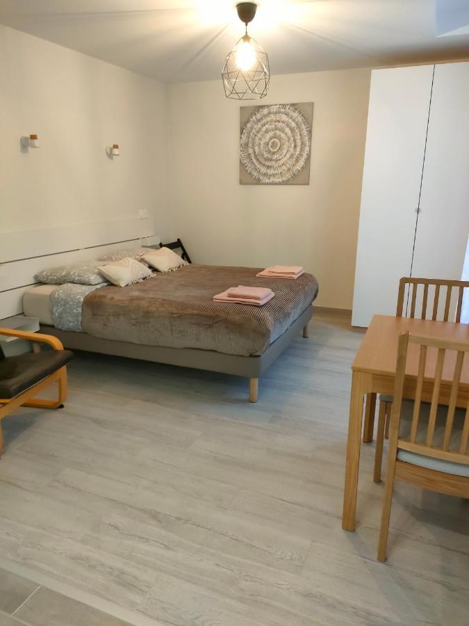 Logement Entier Beau Studio N3 Vichy Apartment Exterior foto